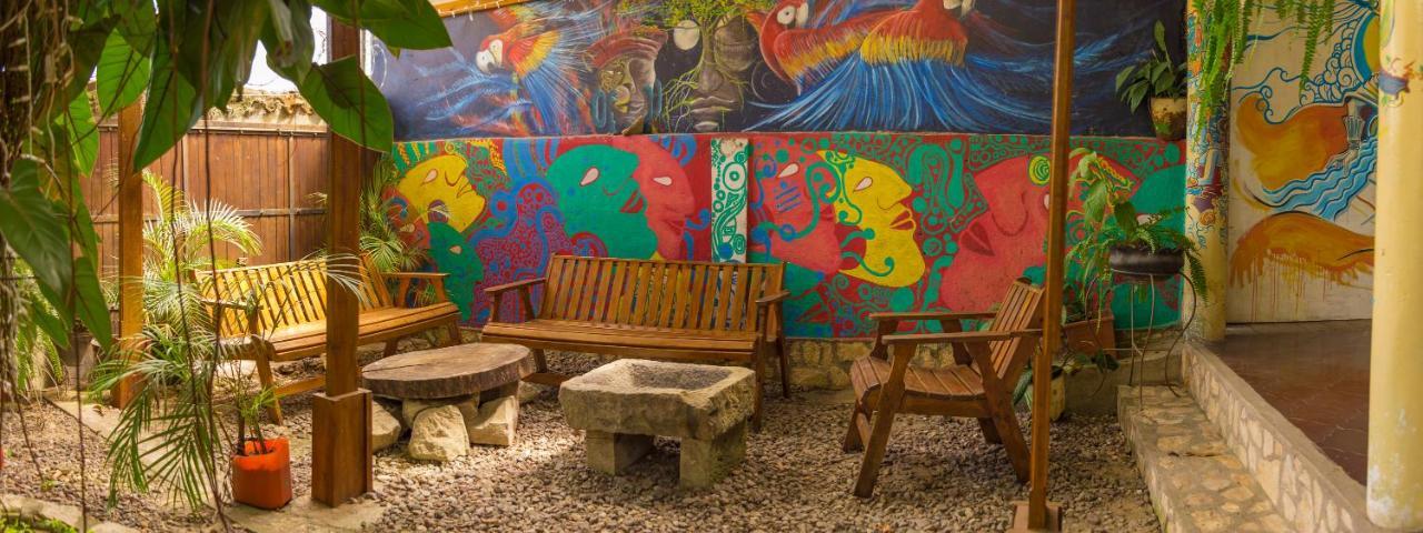 Berakah Hostel Central Park Copán Exterior foto